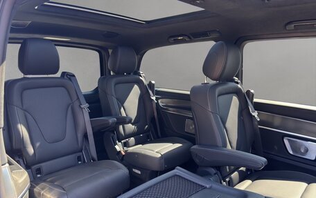 Mercedes-Benz V-Класс, 2025 год, 11 090 001 рублей, 13 фотография