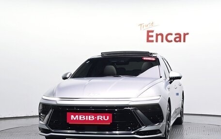 Hyundai Sonata VIII, 2023 год, 2 090 000 рублей, 3 фотография