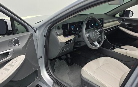 Hyundai Sonata VIII, 2023 год, 2 090 000 рублей, 10 фотография