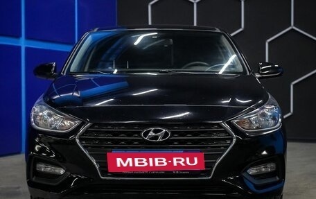 Hyundai Solaris II рестайлинг, 2017 год, 980 000 рублей, 4 фотография