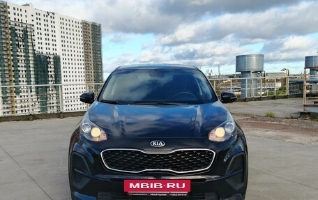 KIA Sportage IV рестайлинг, 2020 год, 2 045 000 рублей, 3 фотография