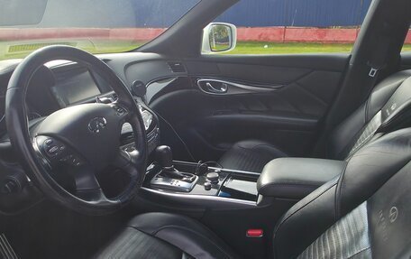 Infiniti Q70 I, 2014 год, 2 000 000 рублей, 13 фотография