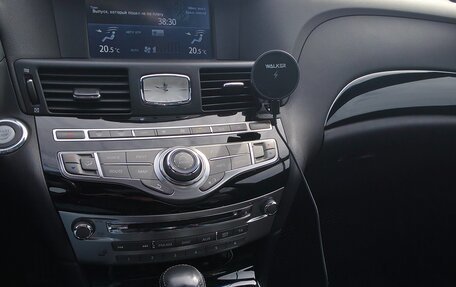 Infiniti Q70 I, 2014 год, 2 000 000 рублей, 14 фотография