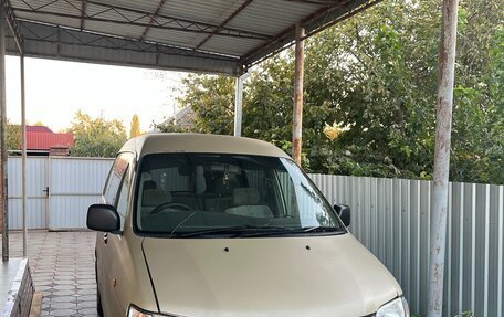 Toyota Town Ace III, 1997 год, 525 000 рублей, 4 фотография