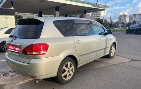 Toyota Ipsum II, 2001 год, 600 000 рублей, 4 фотография