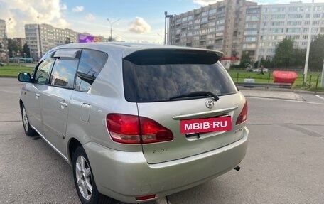Toyota Ipsum II, 2001 год, 600 000 рублей, 5 фотография