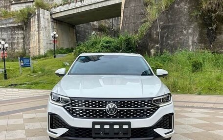 Volkswagen Lavida, 2023 год, 1 560 000 рублей, 2 фотография