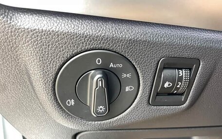 Volkswagen Lavida, 2023 год, 1 560 000 рублей, 10 фотография