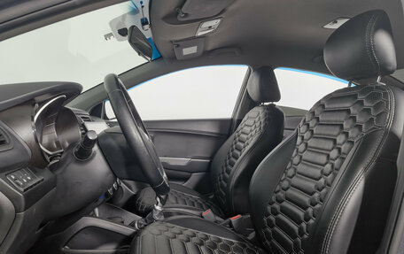 KIA Rio III рестайлинг, 2016 год, 849 000 рублей, 13 фотография