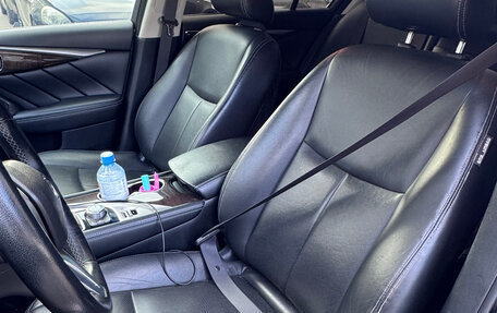 Infiniti Q50 I рестайлинг, 2017 год, 1 990 000 рублей, 14 фотография