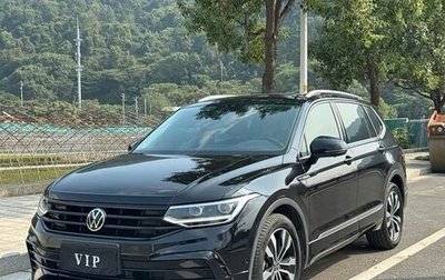 Volkswagen Tiguan II, 2022 год, 1 785 000 рублей, 1 фотография