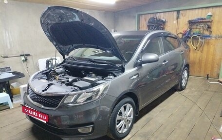 KIA Rio III рестайлинг, 2015 год, 700 000 рублей, 2 фотография