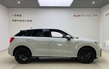 Audi Q2 I, 2022 год, 1 385 000 рублей, 4 фотография