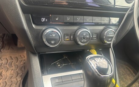 Skoda Octavia, 2014 год, 1 098 000 рублей, 3 фотография