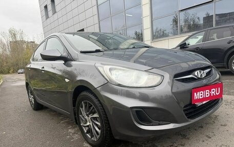 Hyundai Solaris II рестайлинг, 2013 год, 690 000 рублей, 7 фотография