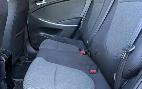 Hyundai Solaris II рестайлинг, 2013 год, 690 000 рублей, 16 фотография
