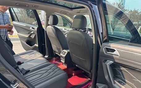 Volkswagen Tiguan II, 2022 год, 1 785 000 рублей, 9 фотография