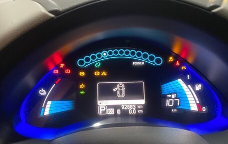 Nissan Leaf I, 2016 год, 300 000 рублей, 2 фотография