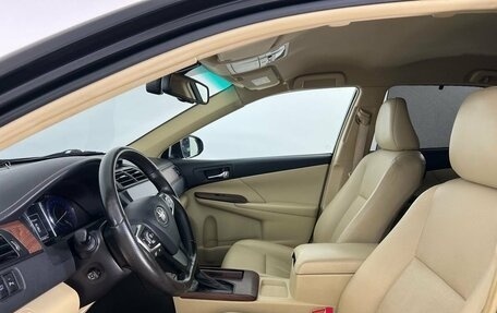 Toyota Camry, 2016 год, 1 988 000 рублей, 15 фотография