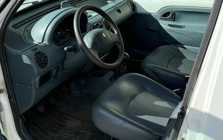 Renault Kangoo II рестайлинг, 1998 год, 255 000 рублей, 6 фотография