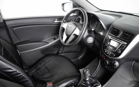 Hyundai Solaris II рестайлинг, 2015 год, 699 000 рублей, 11 фотография