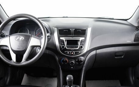 Hyundai Solaris II рестайлинг, 2015 год, 699 000 рублей, 12 фотография