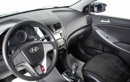 Hyundai Solaris II рестайлинг, 2015 год, 699 000 рублей, 8 фотография
