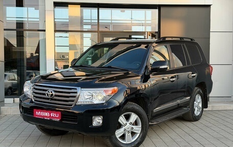 Toyota Land Cruiser 200, 2015 год, 3 747 000 рублей, 1 фотография