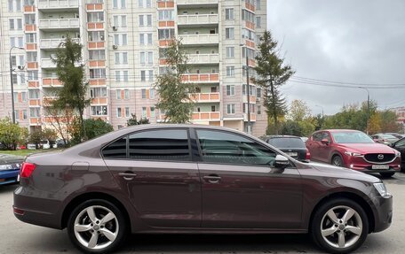 Volkswagen Jetta VI, 2014 год, 1 270 000 рублей, 2 фотография