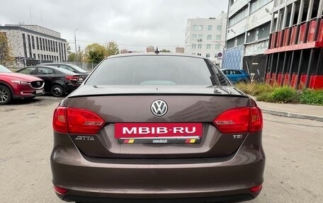 Volkswagen Jetta VI, 2014 год, 1 270 000 рублей, 3 фотография