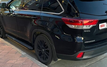 Toyota Highlander III, 2014 год, 3 100 000 рублей, 7 фотография