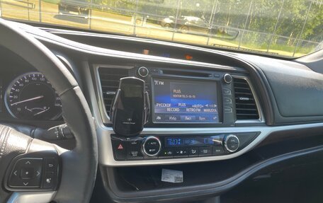 Toyota Highlander III, 2014 год, 3 100 000 рублей, 11 фотография
