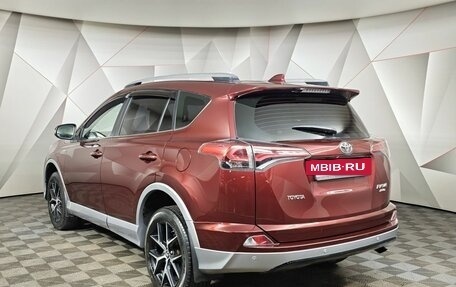 Toyota RAV4, 2017 год, 2 490 000 рублей, 4 фотография