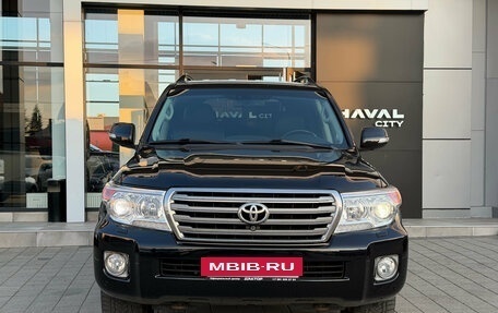 Toyota Land Cruiser 200, 2015 год, 3 747 000 рублей, 2 фотография
