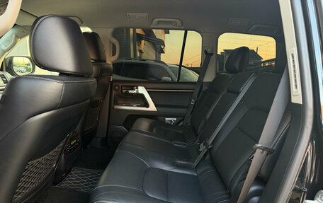 Toyota Land Cruiser 200, 2015 год, 3 747 000 рублей, 11 фотография