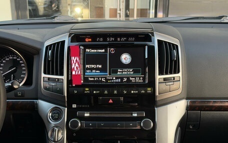 Toyota Land Cruiser 200, 2015 год, 3 747 000 рублей, 14 фотография