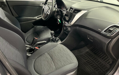 Hyundai Solaris II рестайлинг, 2015 год, 620 000 рублей, 17 фотография