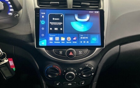 Hyundai Solaris II рестайлинг, 2015 год, 620 000 рублей, 11 фотография