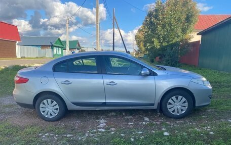 Renault Fluence I, 2011 год, 570 000 рублей, 3 фотография