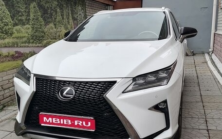 Lexus RX IV рестайлинг, 2018 год, 4 260 000 рублей, 1 фотография