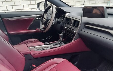 Lexus RX IV рестайлинг, 2018 год, 4 260 000 рублей, 7 фотография