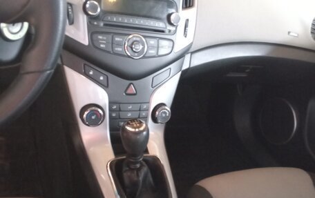 Chevrolet Cruze II, 2013 год, 600 000 рублей, 8 фотография