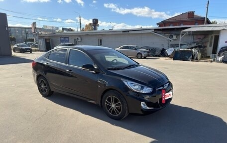 Hyundai Solaris II рестайлинг, 2011 год, 750 000 рублей, 10 фотография