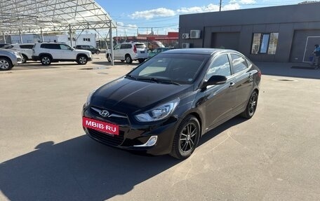 Hyundai Solaris II рестайлинг, 2011 год, 750 000 рублей, 8 фотография