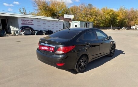 Hyundai Solaris II рестайлинг, 2011 год, 750 000 рублей, 12 фотография
