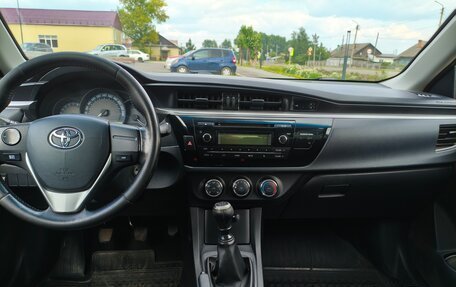 Toyota Corolla, 2014 год, 1 200 000 рублей, 12 фотография