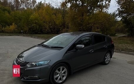 Honda Insight II рестайлинг, 2010 год, 950 000 рублей, 3 фотография