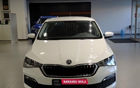 Skoda Rapid II, 2020 год, 1 567 000 рублей, 2 фотография