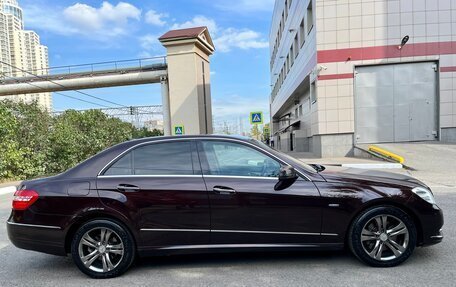 Mercedes-Benz E-Класс, 2012 год, 1 370 000 рублей, 3 фотография
