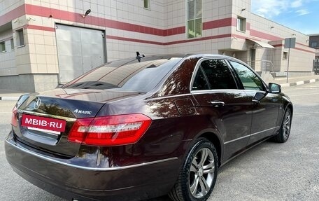 Mercedes-Benz E-Класс, 2012 год, 1 370 000 рублей, 4 фотография